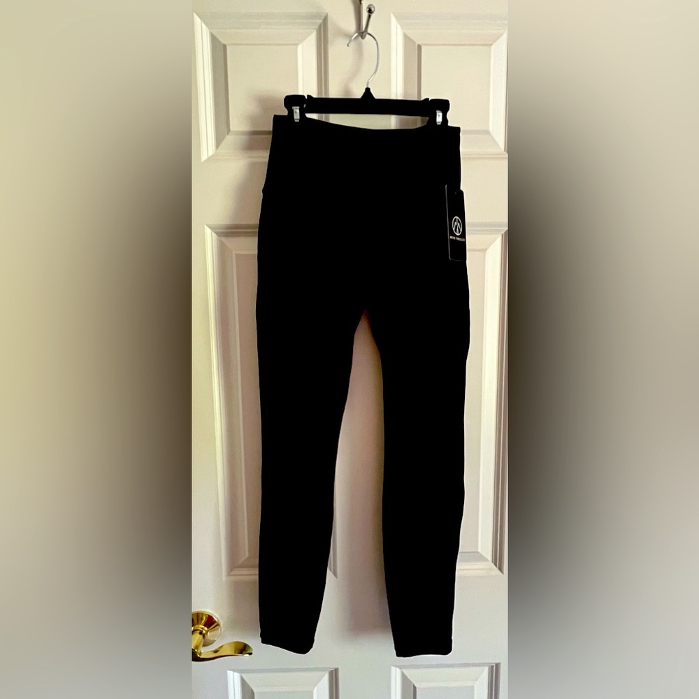 NWT Move Theology Black Patterned Leggings XS